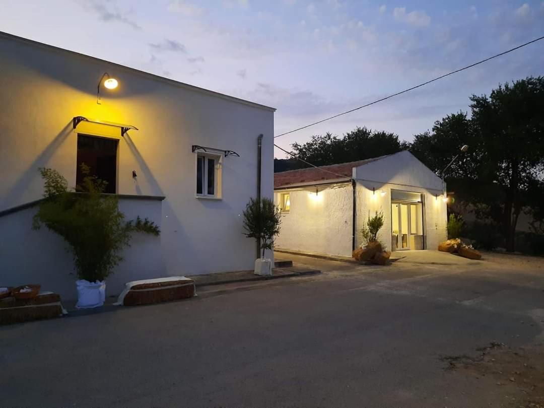 Masseria Santa Maria グラヴィーナ・イン・プーリア エクステリア 写真